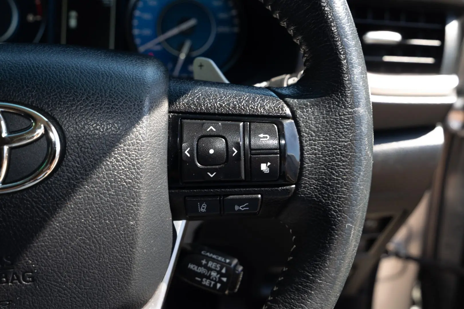 2021 Toyota Fortuner Gallery Image 16