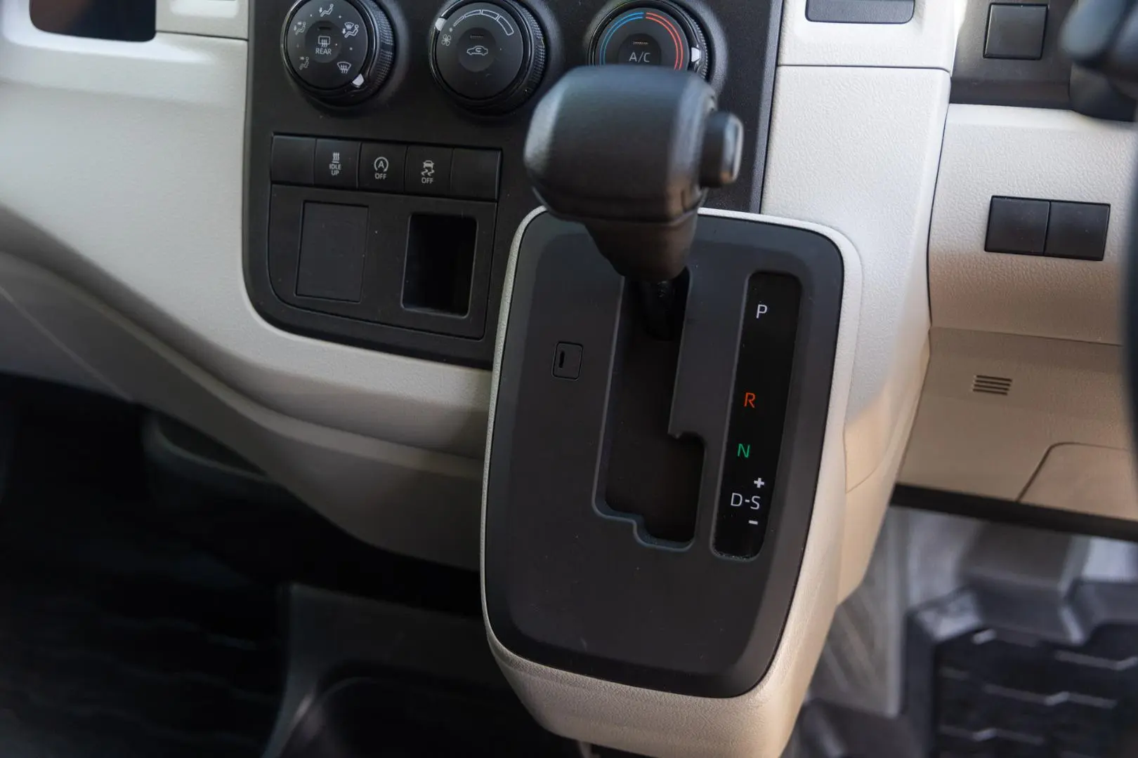 2024 Toyota Hiace Gallery Image 10