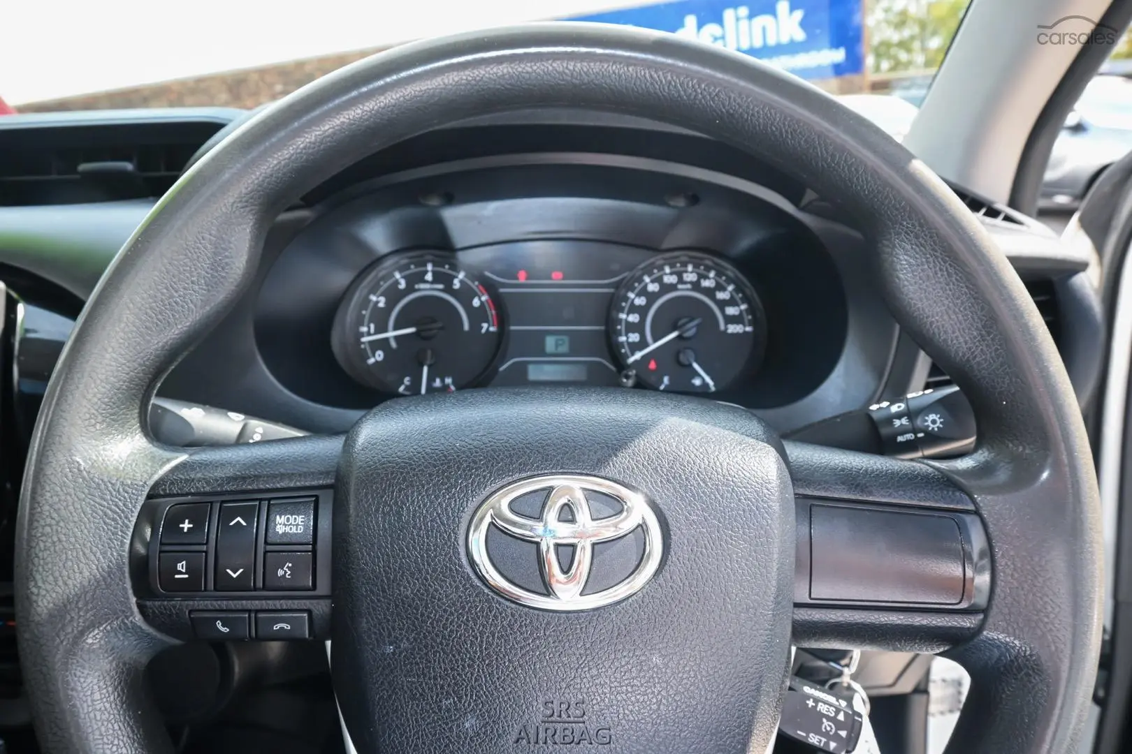 2019 Toyota Hilux Image 12