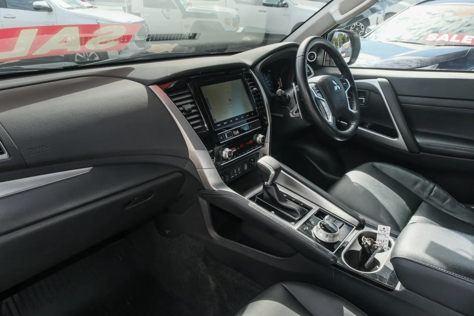 2024 Mitsubishi Pajero Sport Gallery Image 8