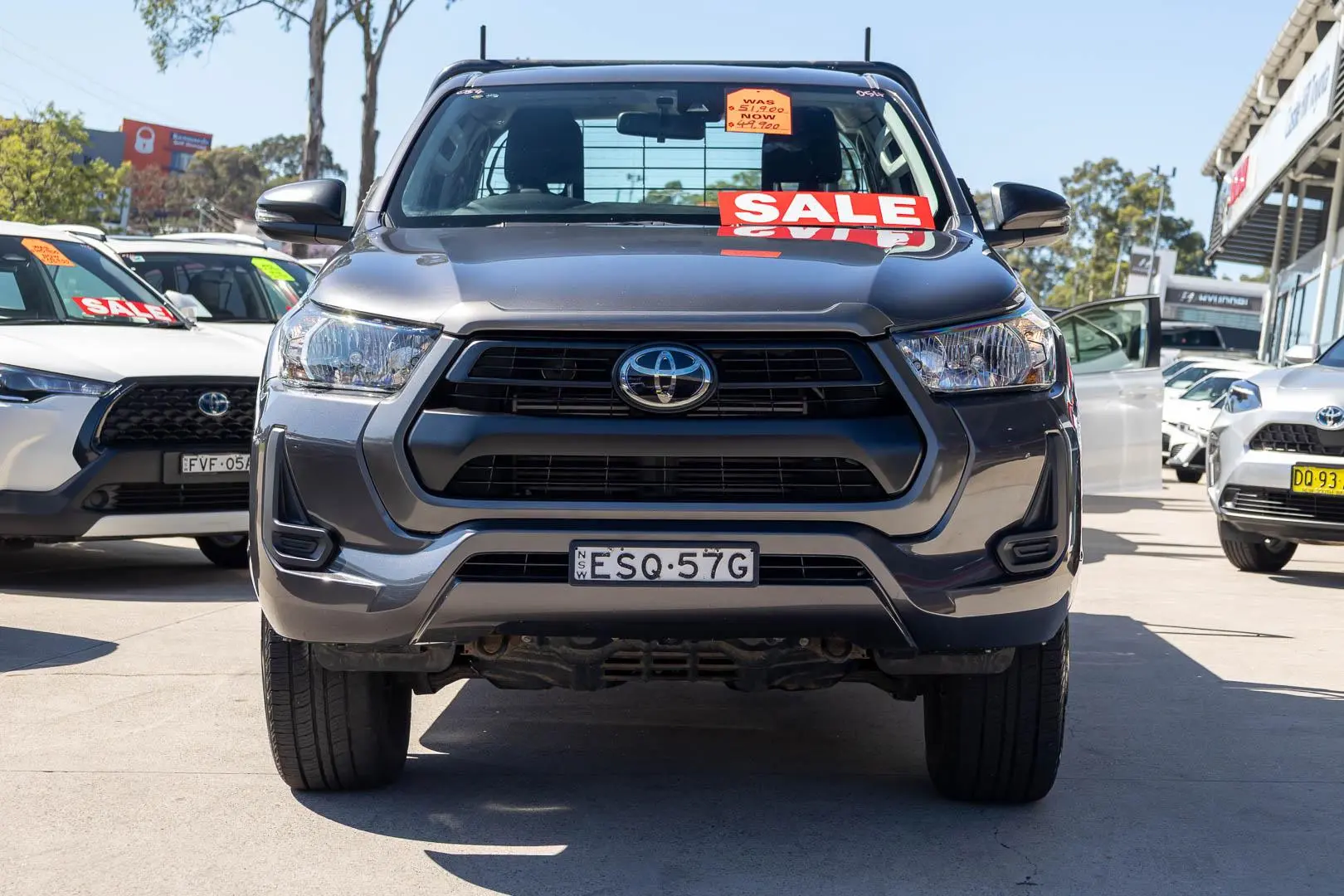 2022 Toyota Hilux Gallery Image 4