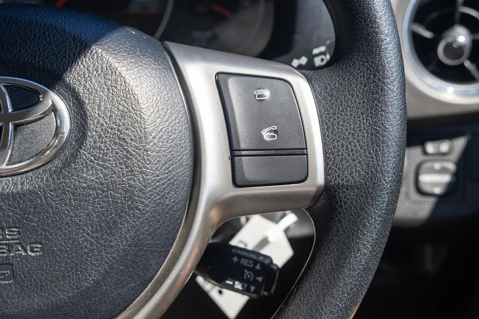 2015 Toyota Yaris Gallery Image 15