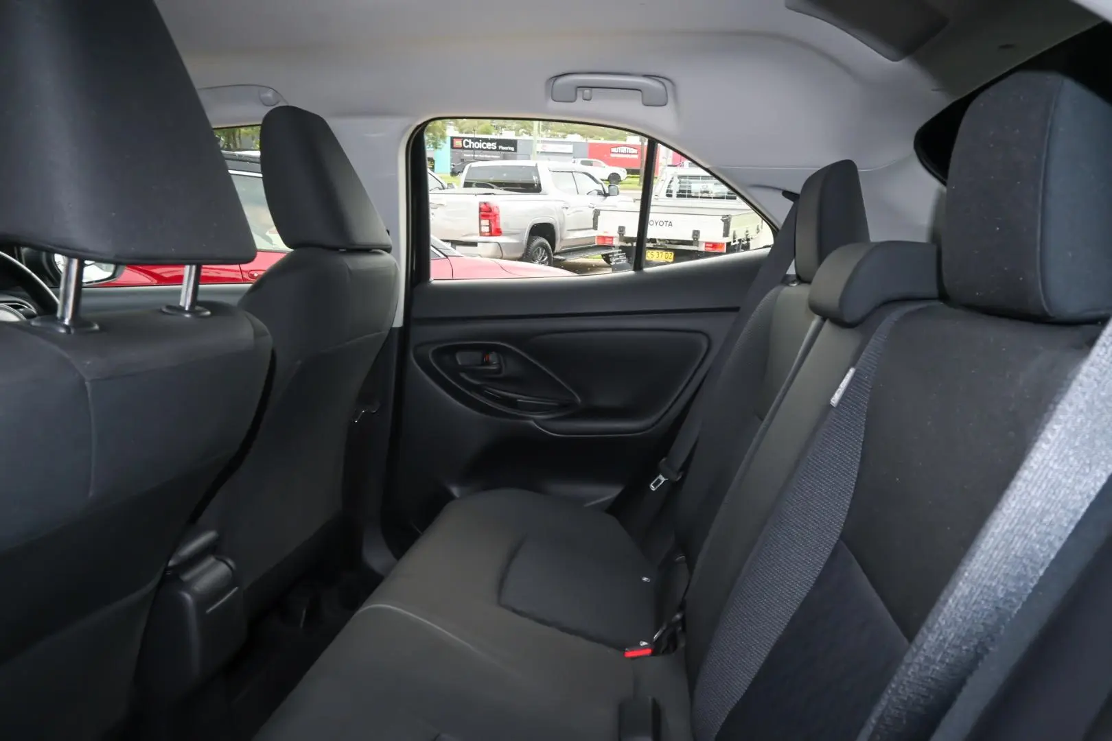 2025 Toyota Yaris Cross Gallery Image 9