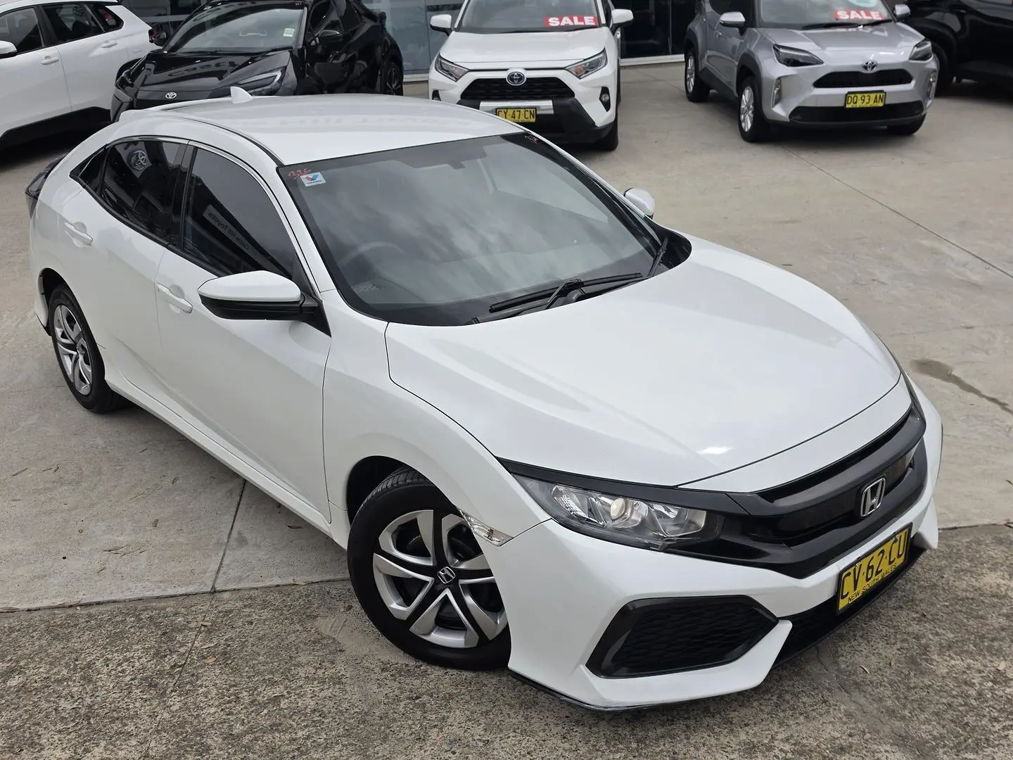 2017 Honda Civic Gallery Image 2