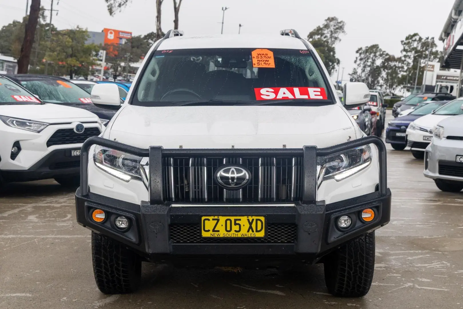 2021 Toyota Landcruiser Prado Gallery Image 4