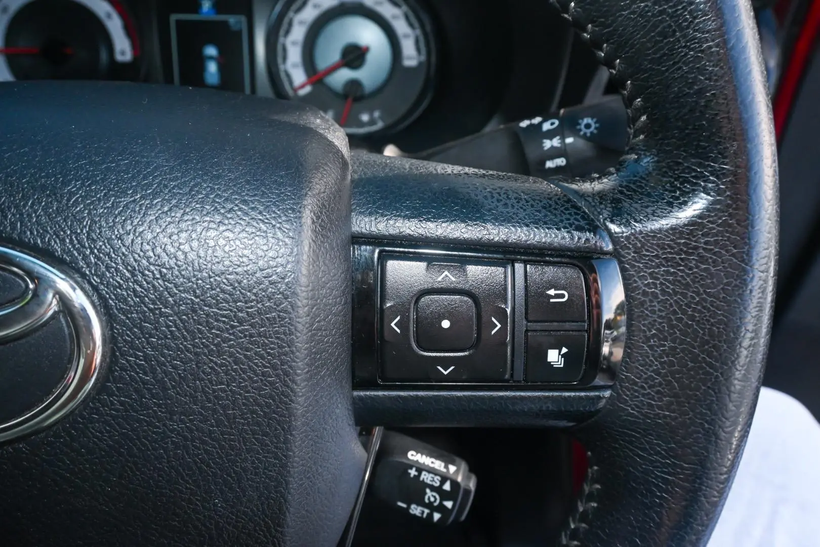 2018 Toyota Hilux Gallery Image 13