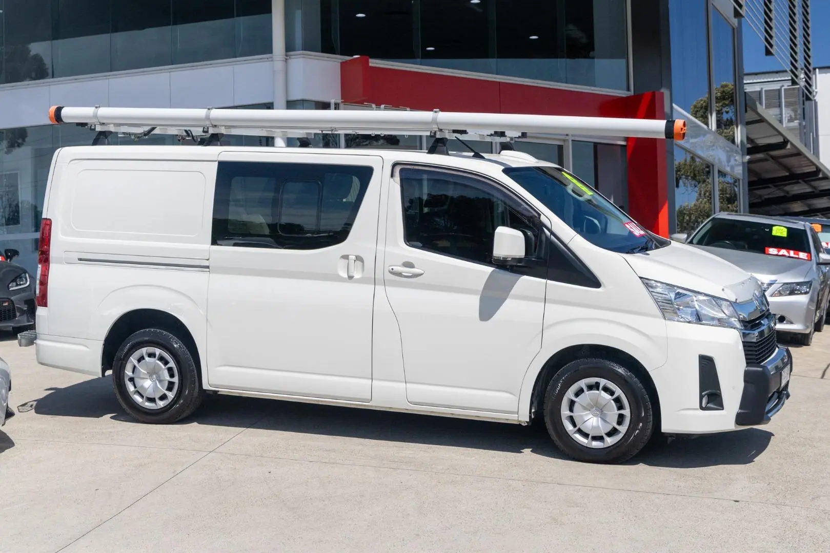 2023 Toyota Hiace Gallery Image 3