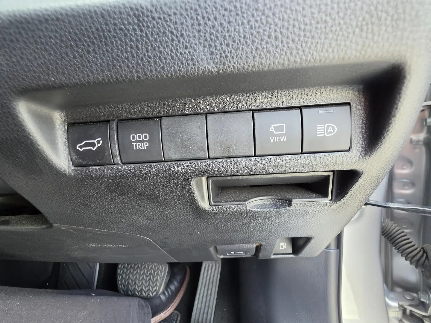 2023 Toyota RAV4 Gallery Image 25