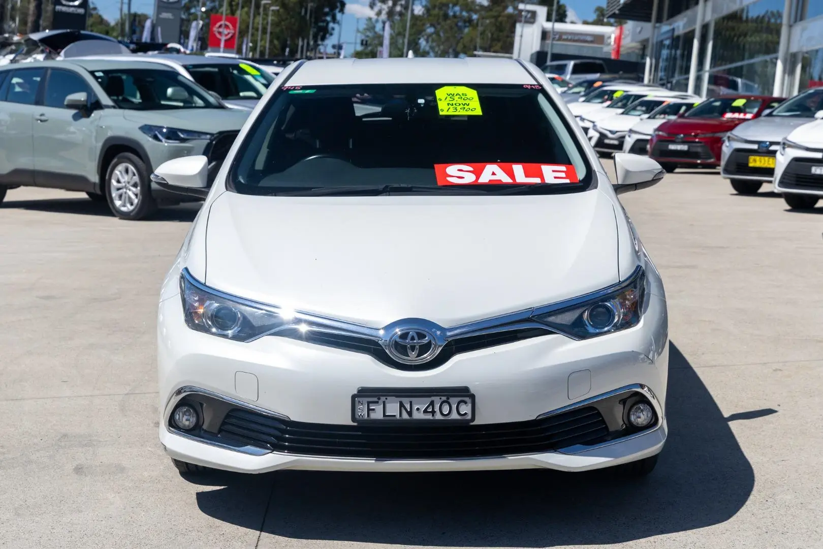 2015 Toyota Corolla Gallery Image 4