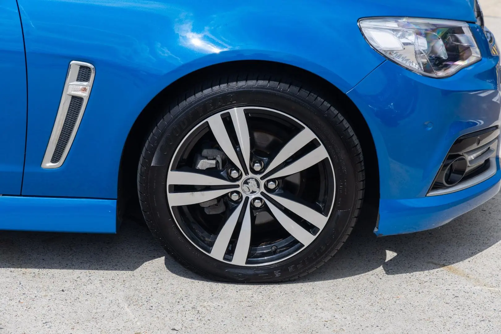 2015 Holden Commodore Gallery Image 21