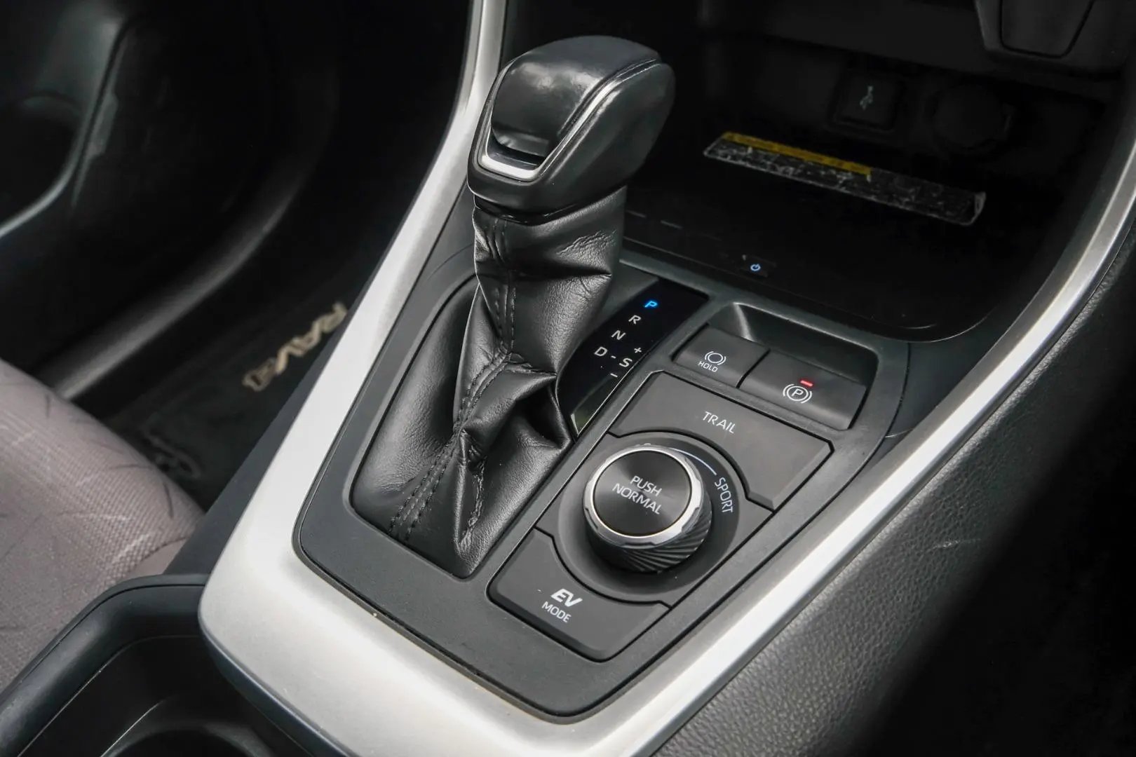 2021 Toyota RAV4 Gallery Image 14