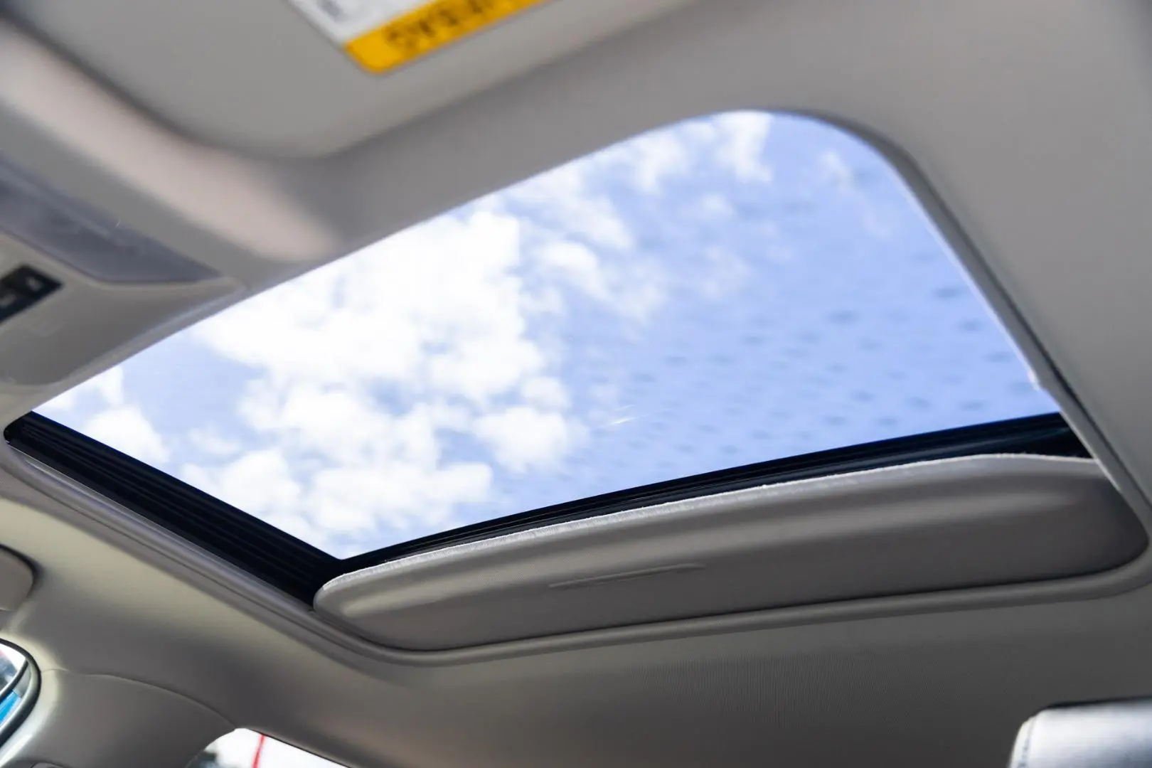 2020 Toyota RAV4 Gallery Image 17