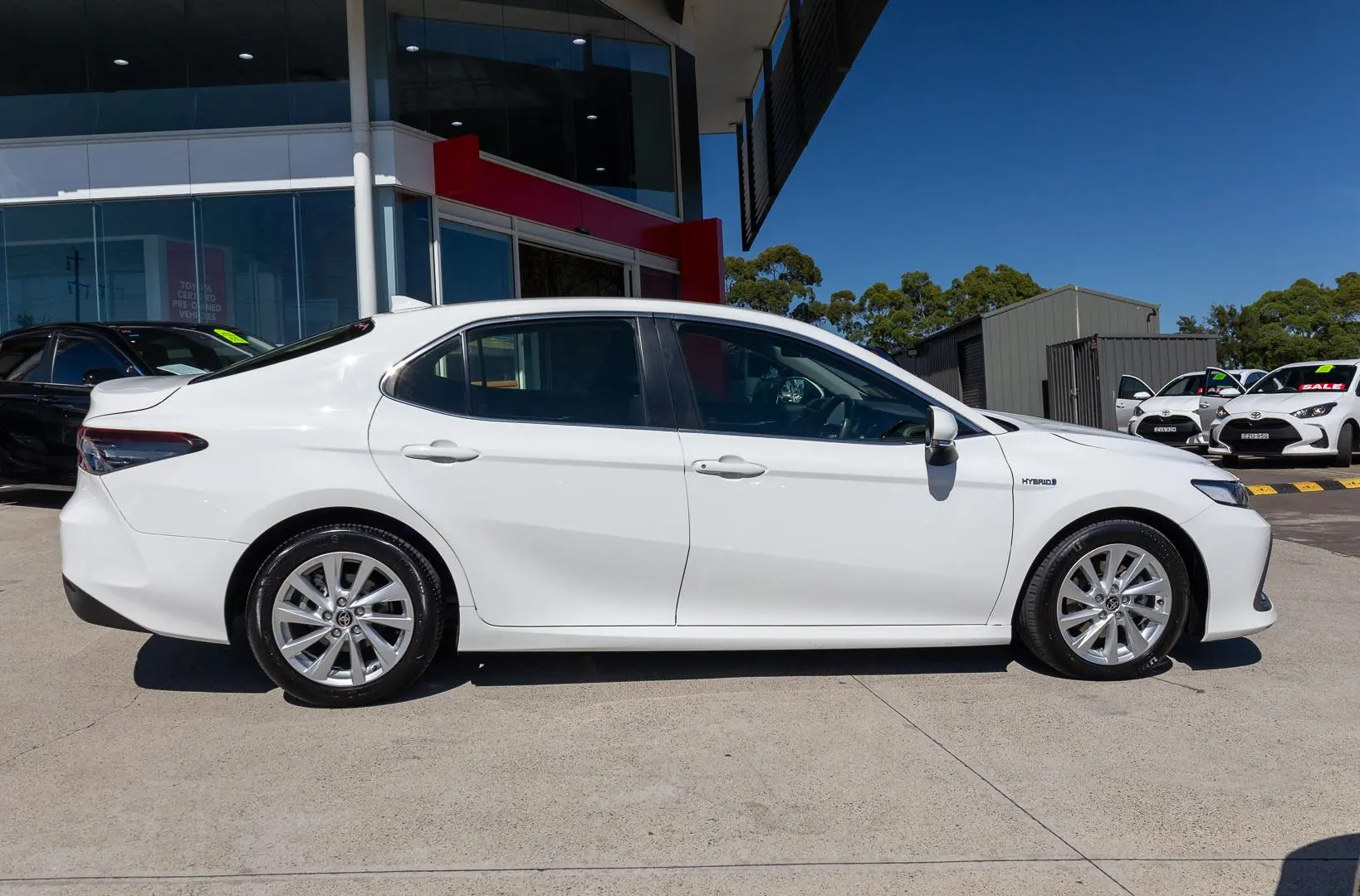 2022 Toyota Camry Gallery Image 3