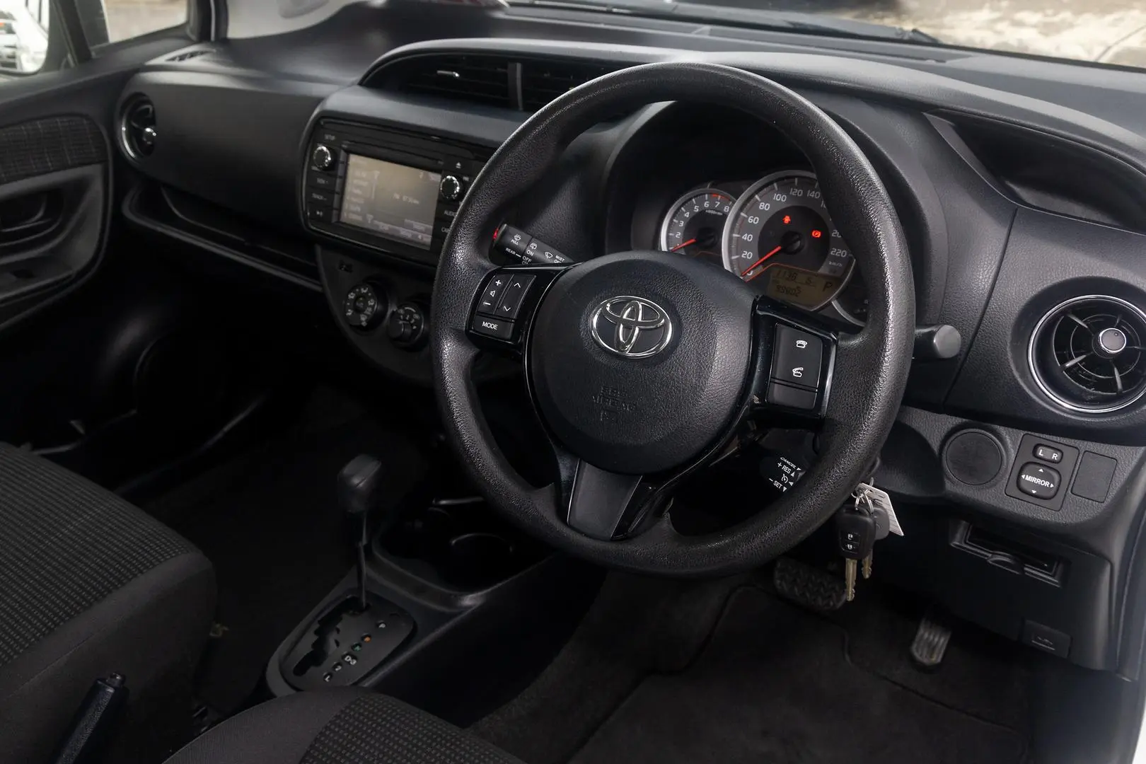 2019 Toyota Yaris Gallery Image 13