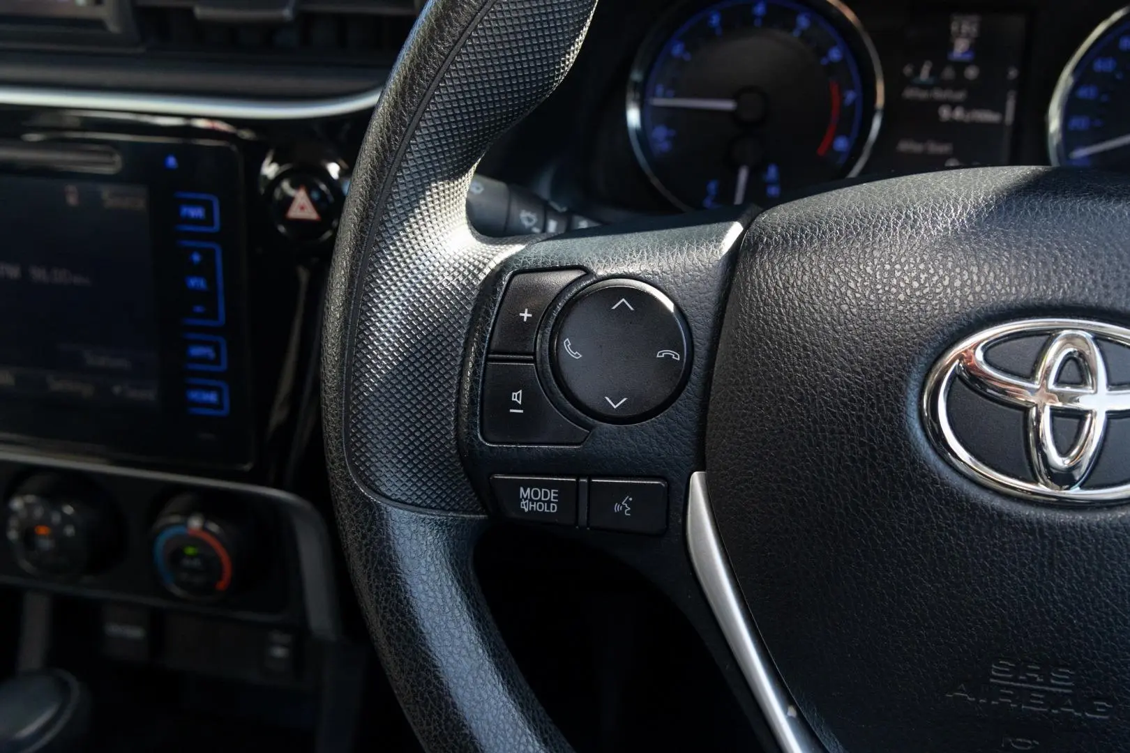 2019 Toyota Corolla Gallery Image 11