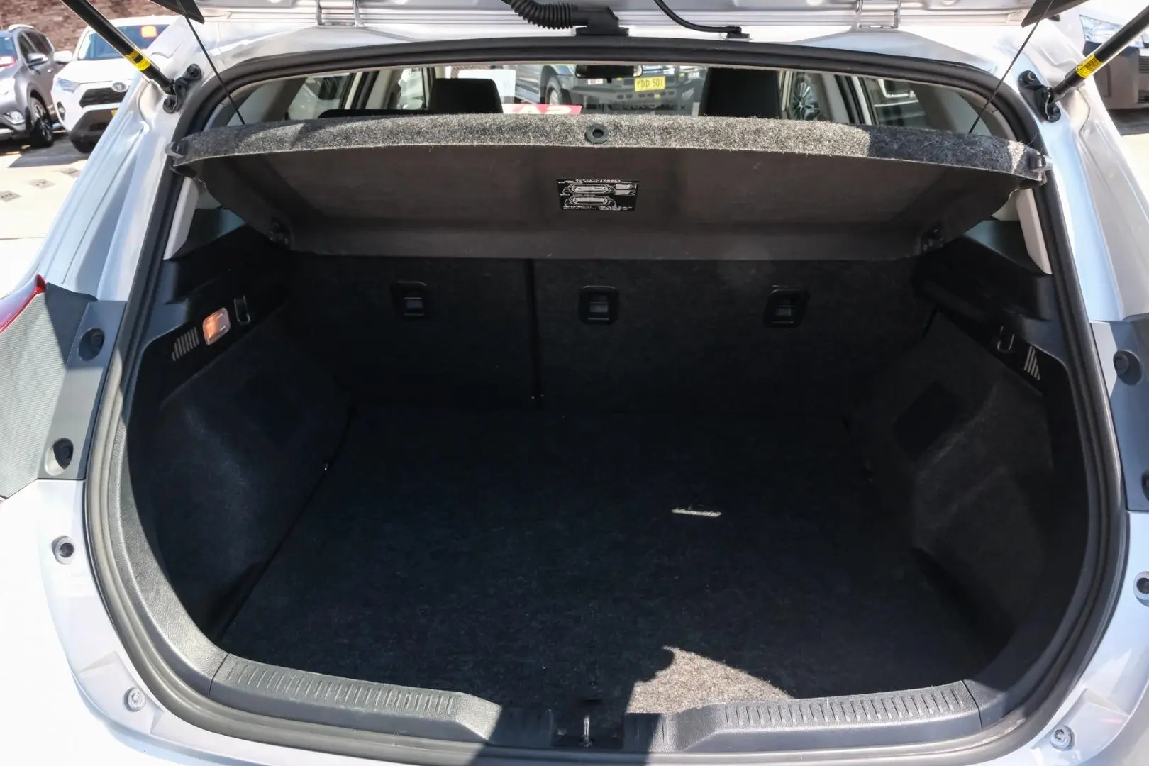 2017 Toyota Corolla Gallery Image 18