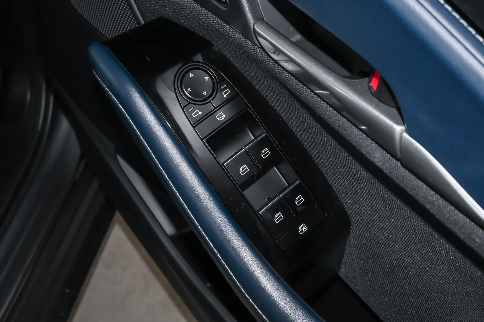 2020 Mazda CX-30 Gallery Image 10