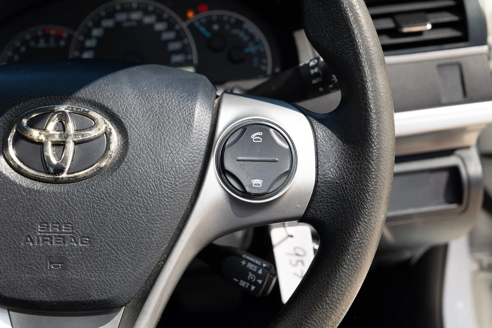 2014 Toyota Camry Gallery Image 15