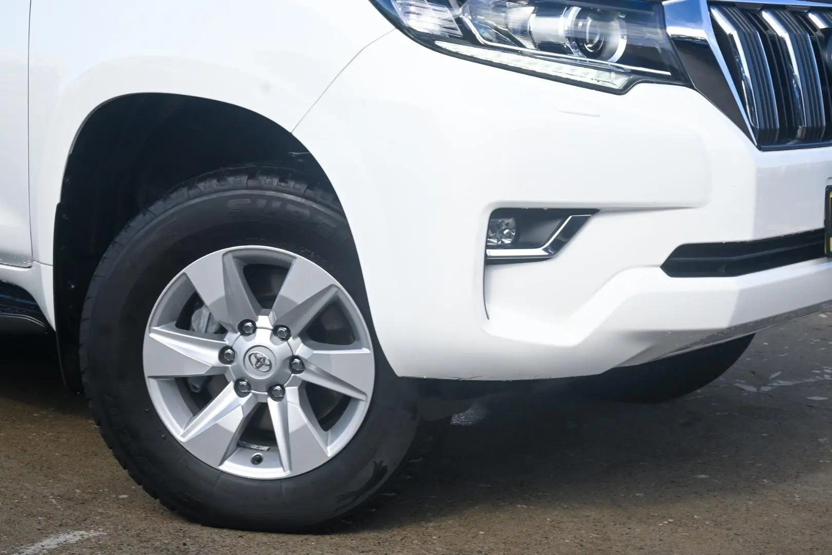 2021 Toyota Landcruiser Prado Gallery Image 6
