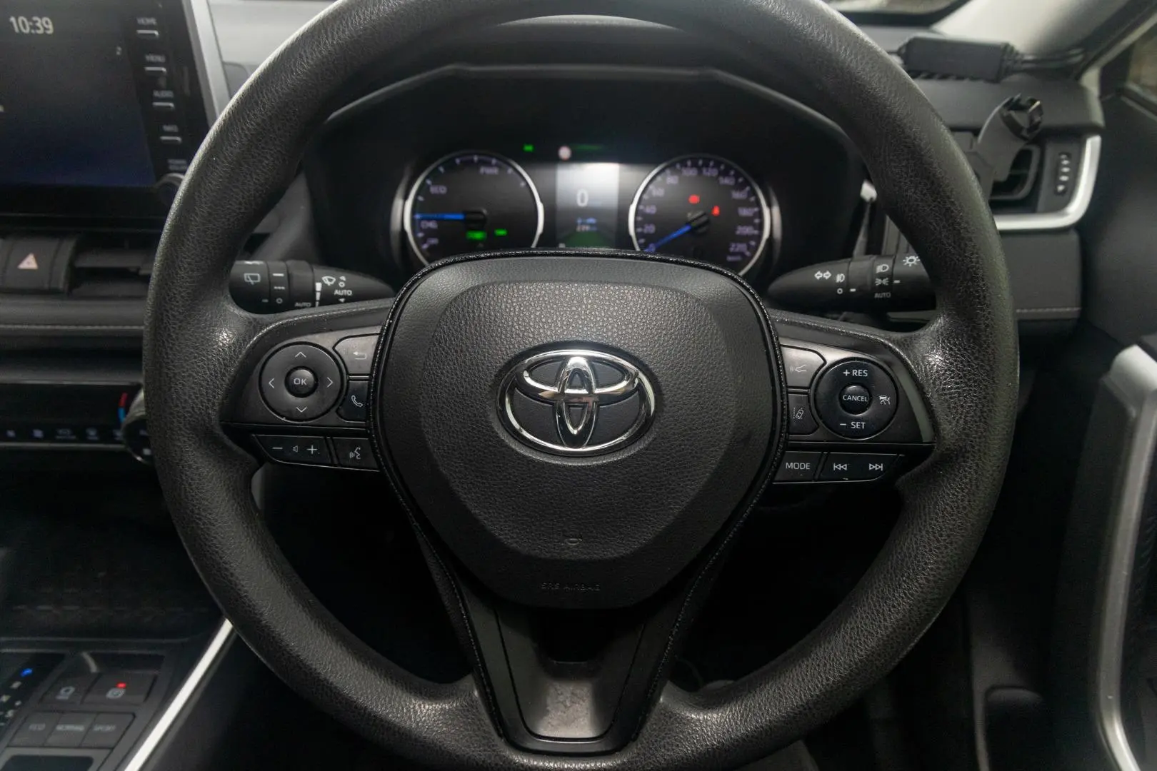 2020 Toyota RAV4 Gallery Image 10