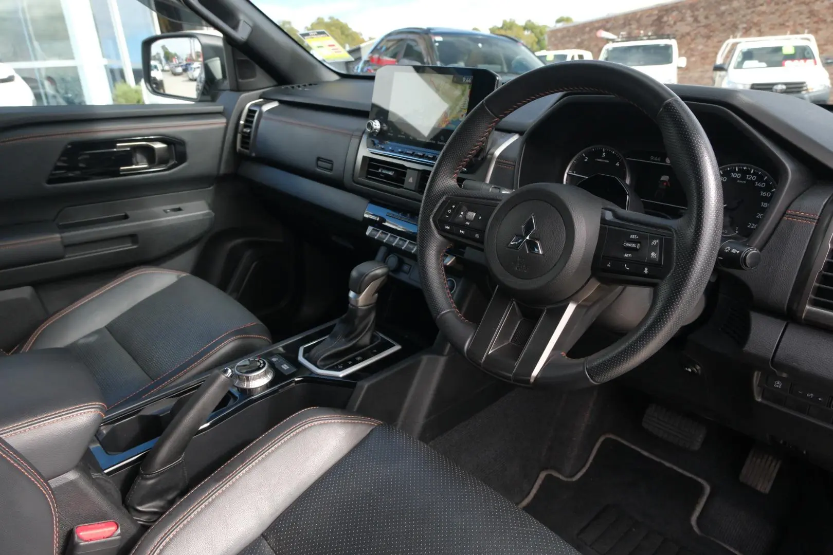 2024 Mitsubishi Triton Gallery Image 7
