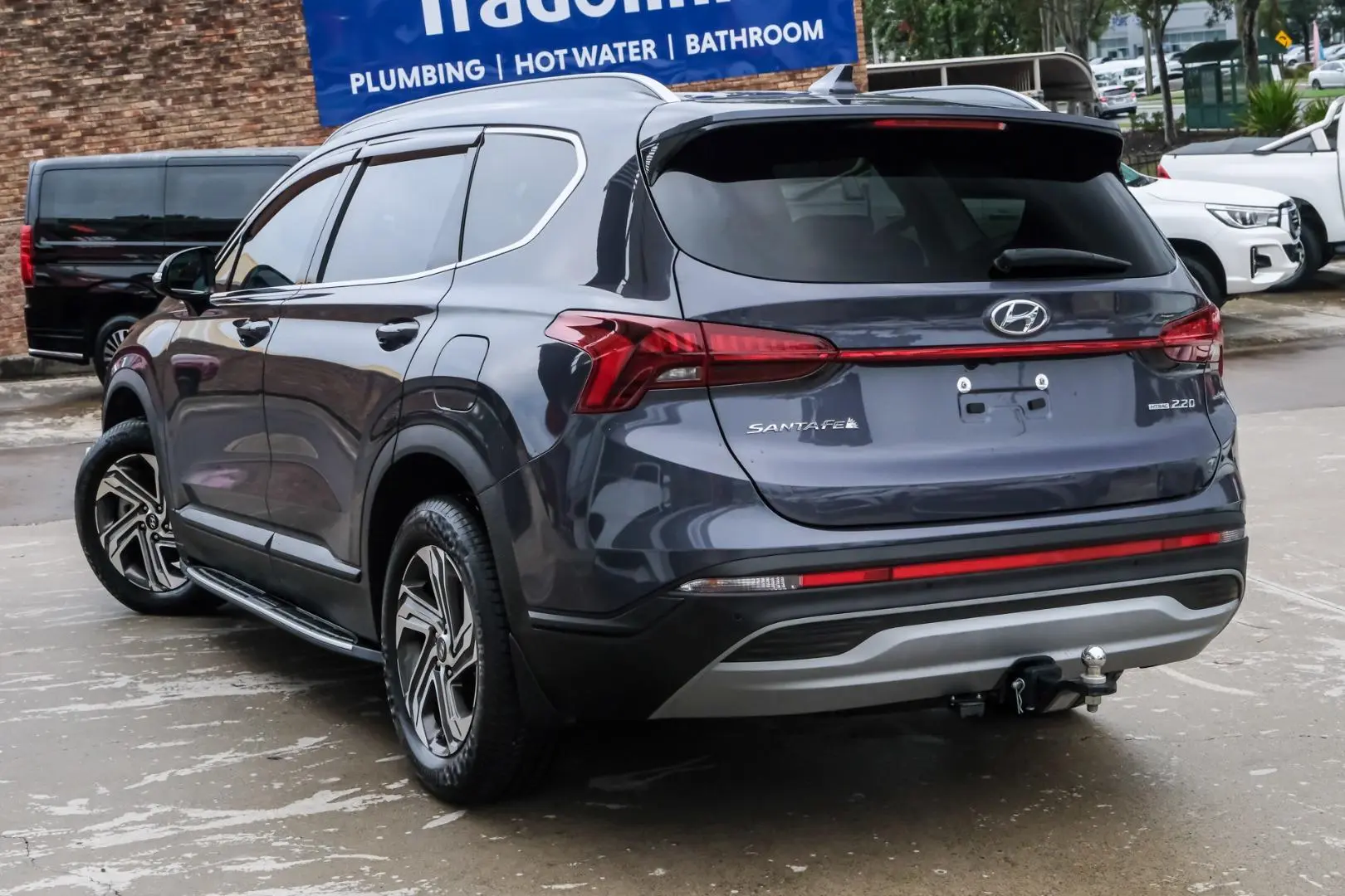 2021 Hyundai Santa Fe Gallery Image 2