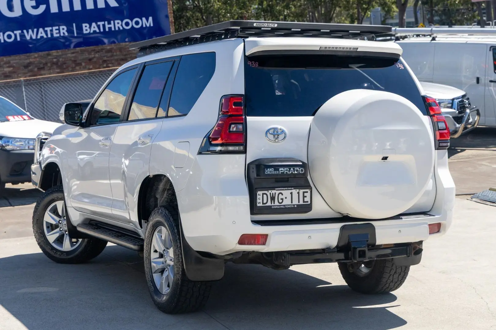 2018 Toyota Landcruiser Prado Gallery Image 2