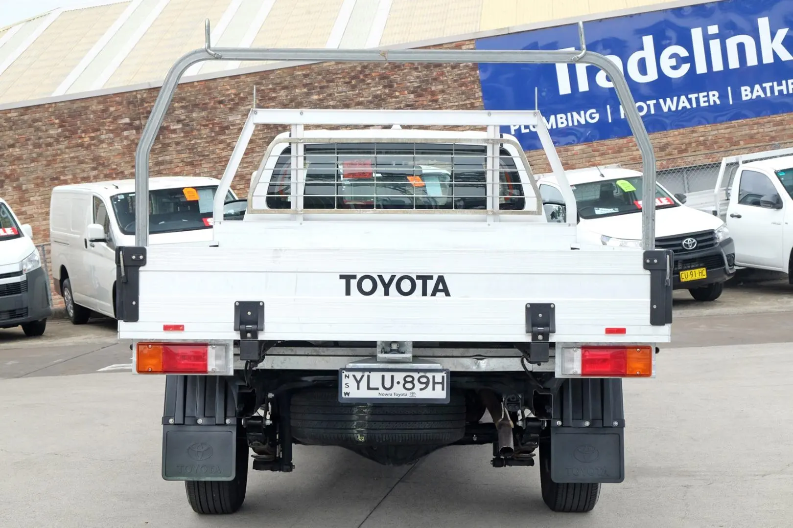 2022 Toyota Hilux Image 4