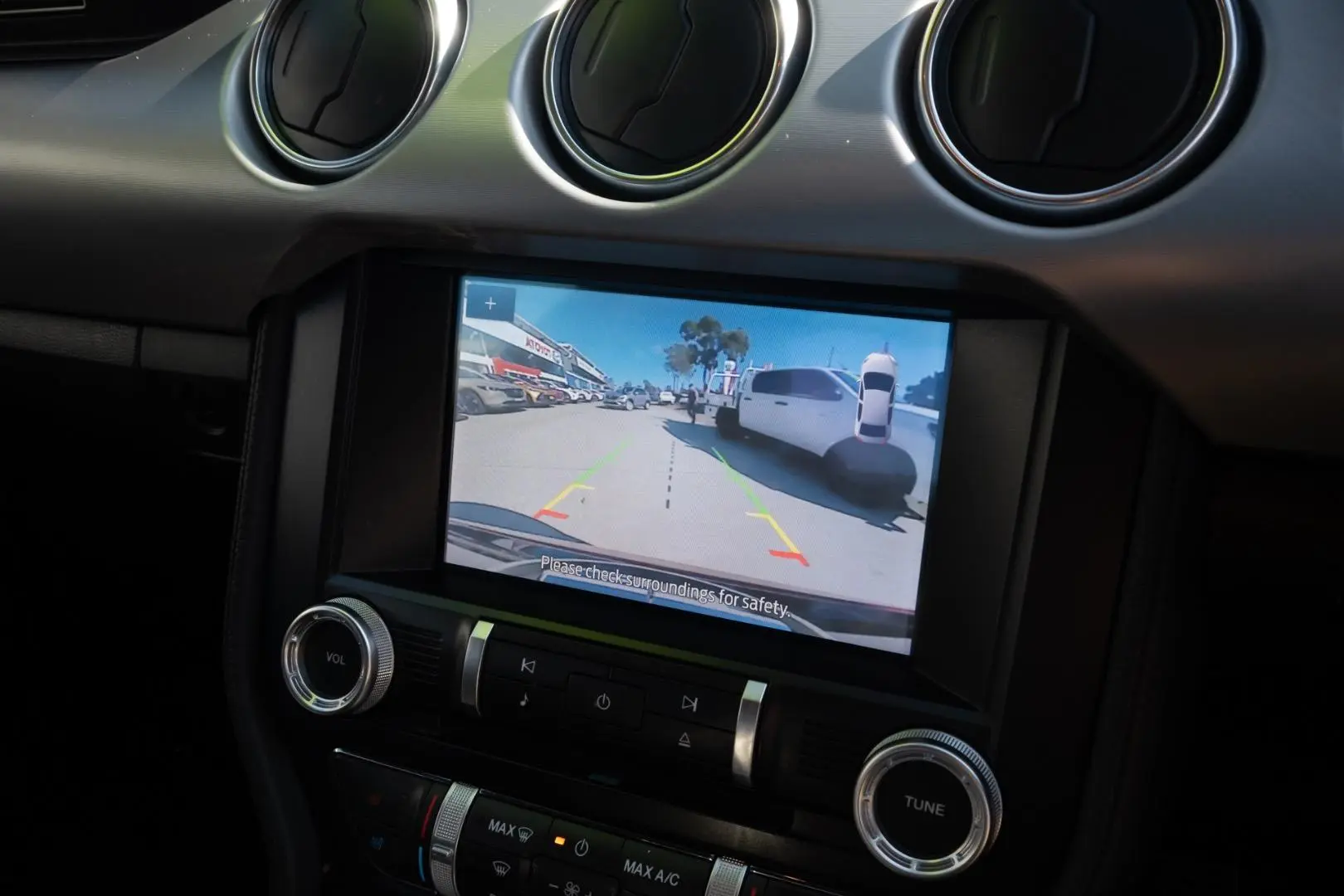 2020 Ford Mustang Gallery Image 14
