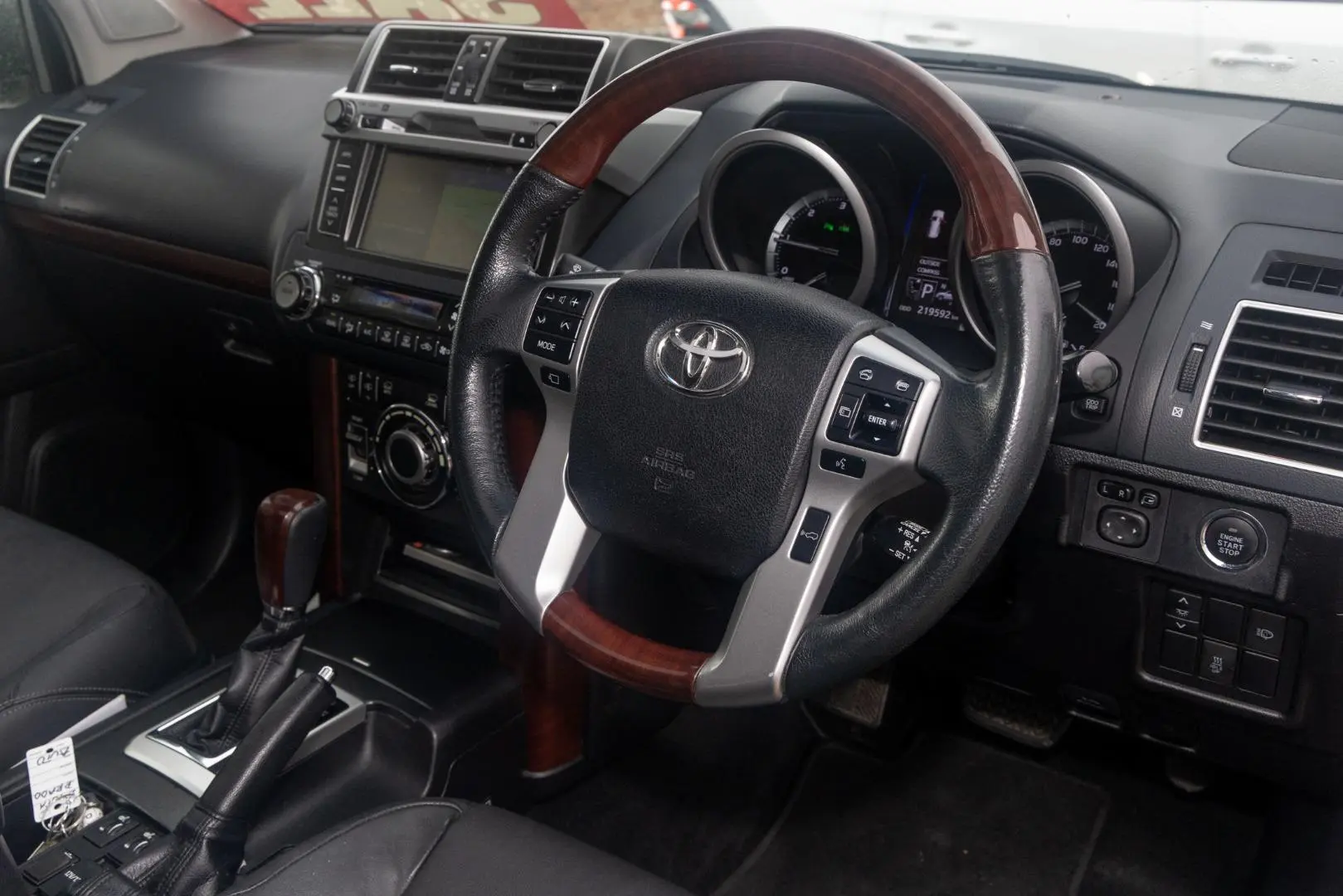 2017 Toyota Landcruiser Prado Gallery Image 7