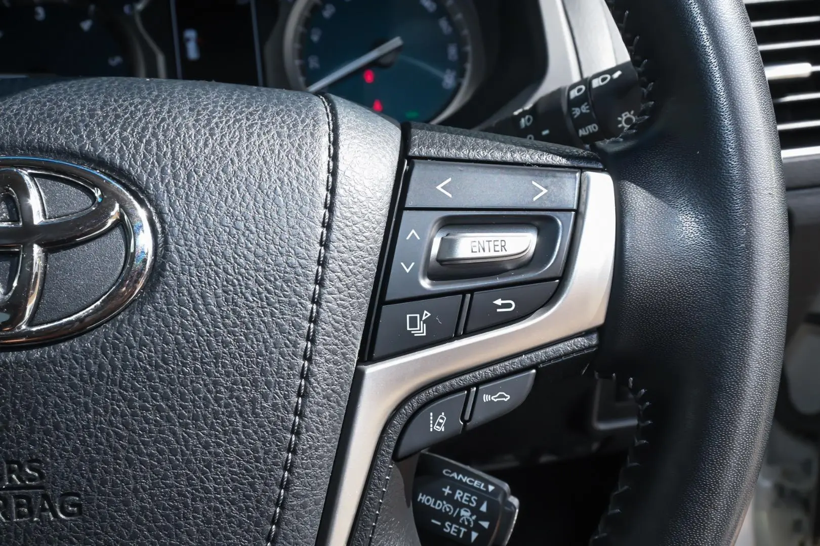 2023 Toyota Landcruiser Prado Gallery Image 13