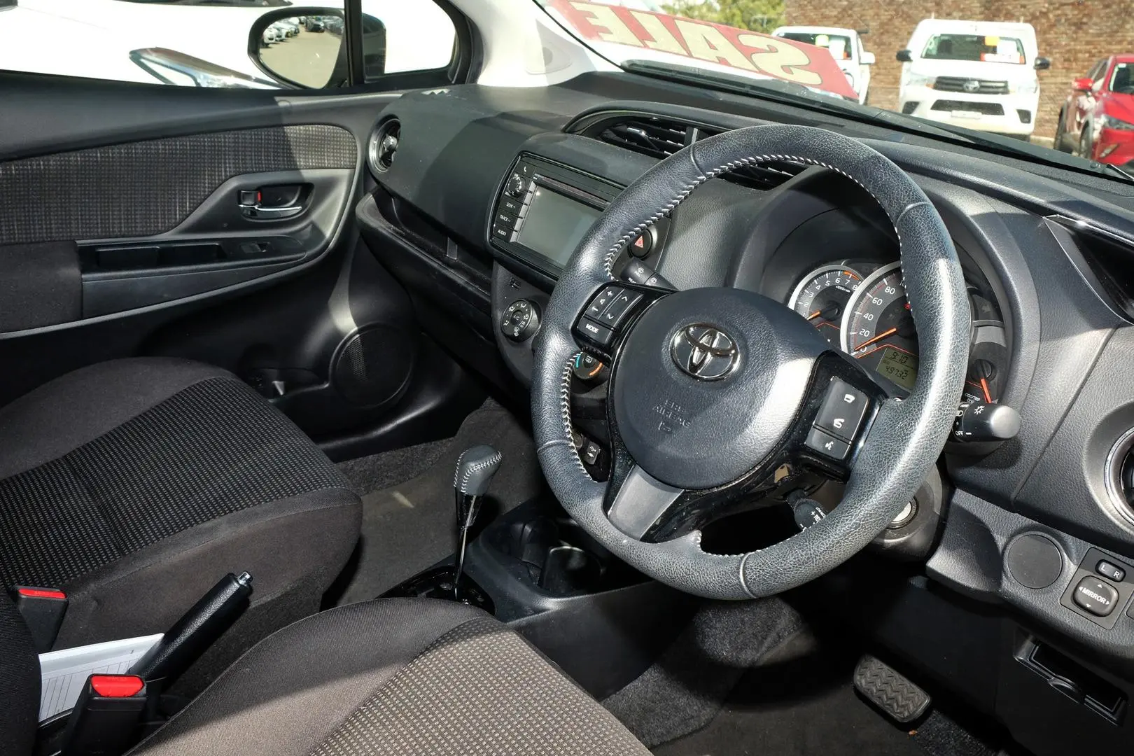 2020 Toyota Yaris Gallery Image 6