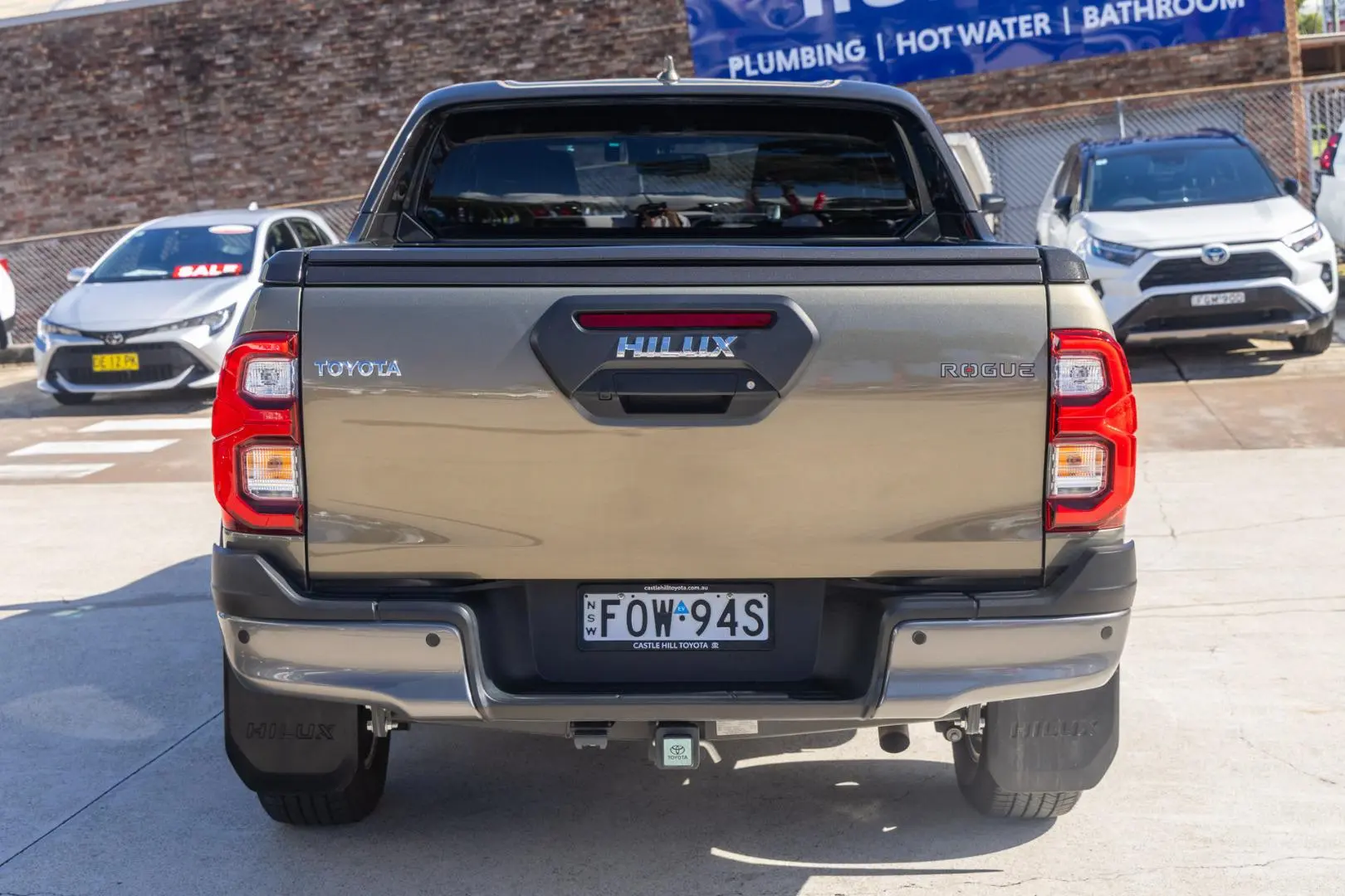 2025 Toyota Hilux Gallery Image 5