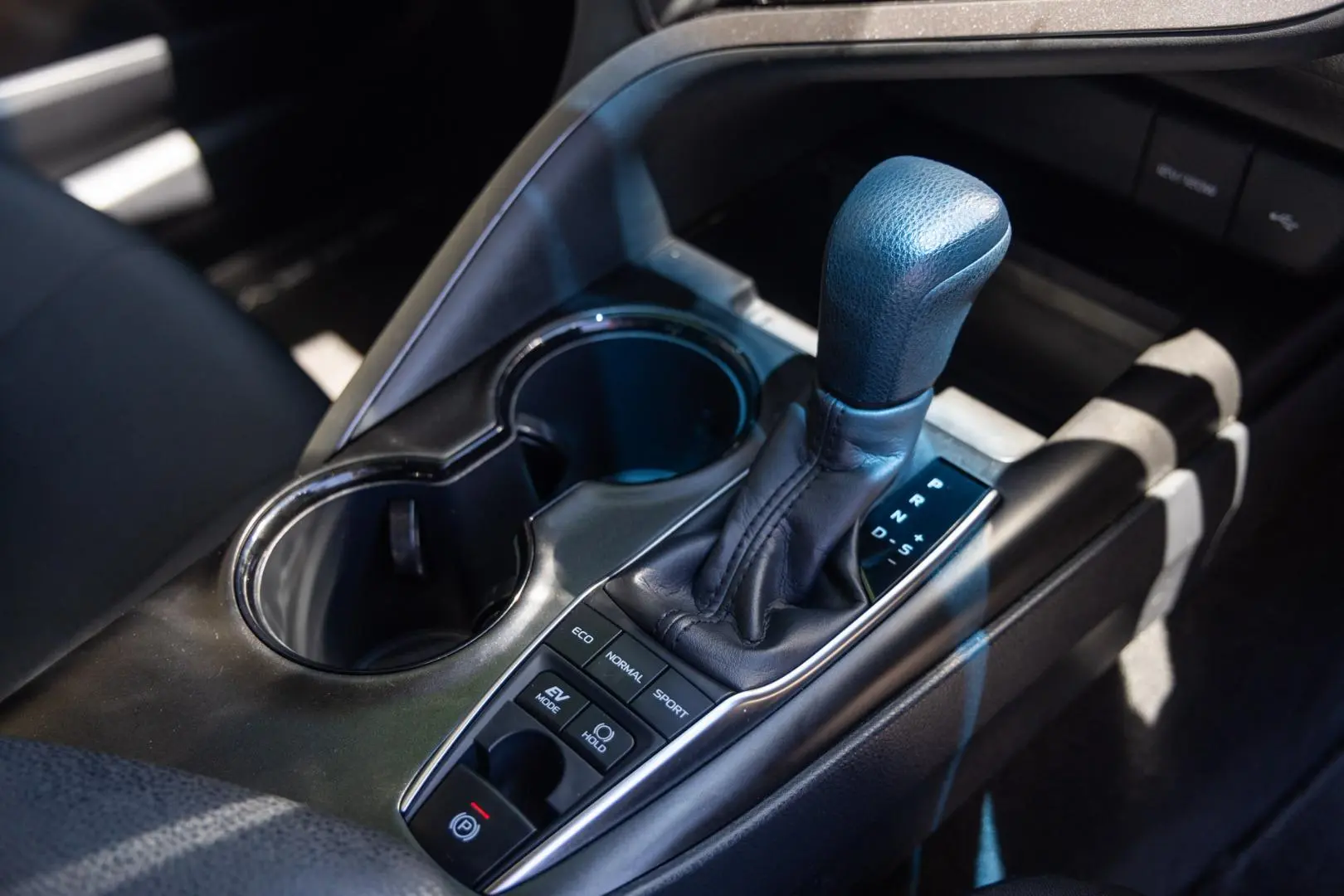 2024 Toyota Camry Gallery Image 10