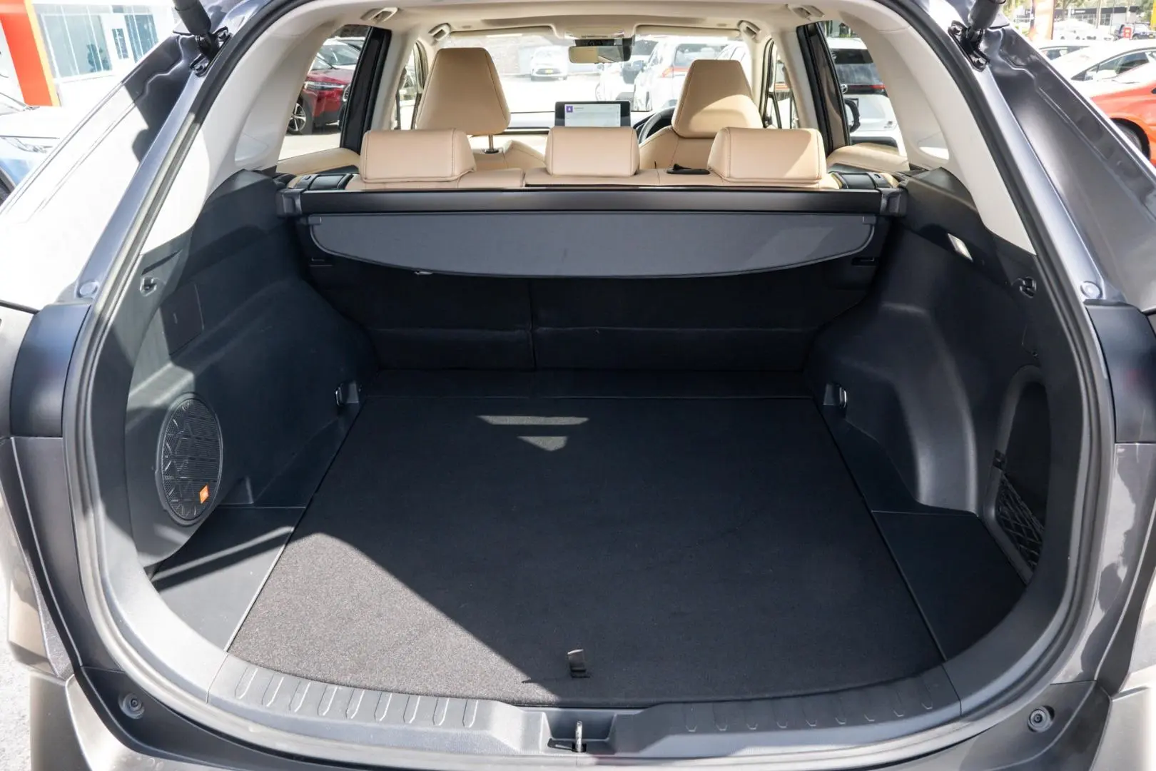 2025 Toyota RAV4 Gallery Image 19