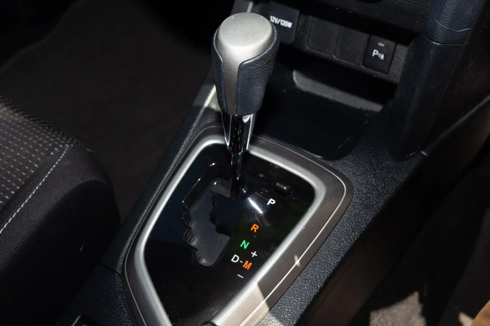 2014 Toyota Corolla Gallery Image 11