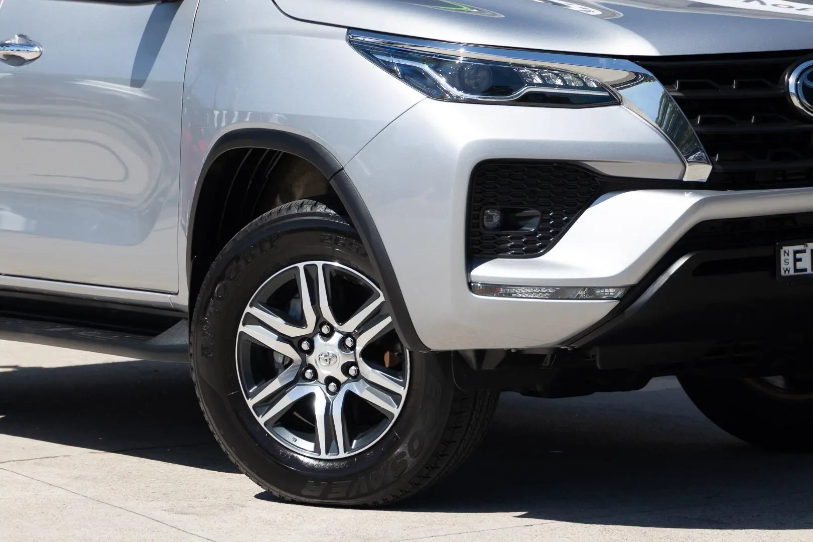 2021 Toyota Fortuner Gallery Image 6