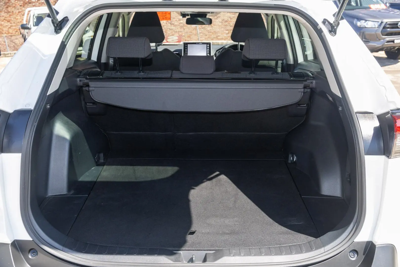 2021 Toyota RAV4 Gallery Image 19