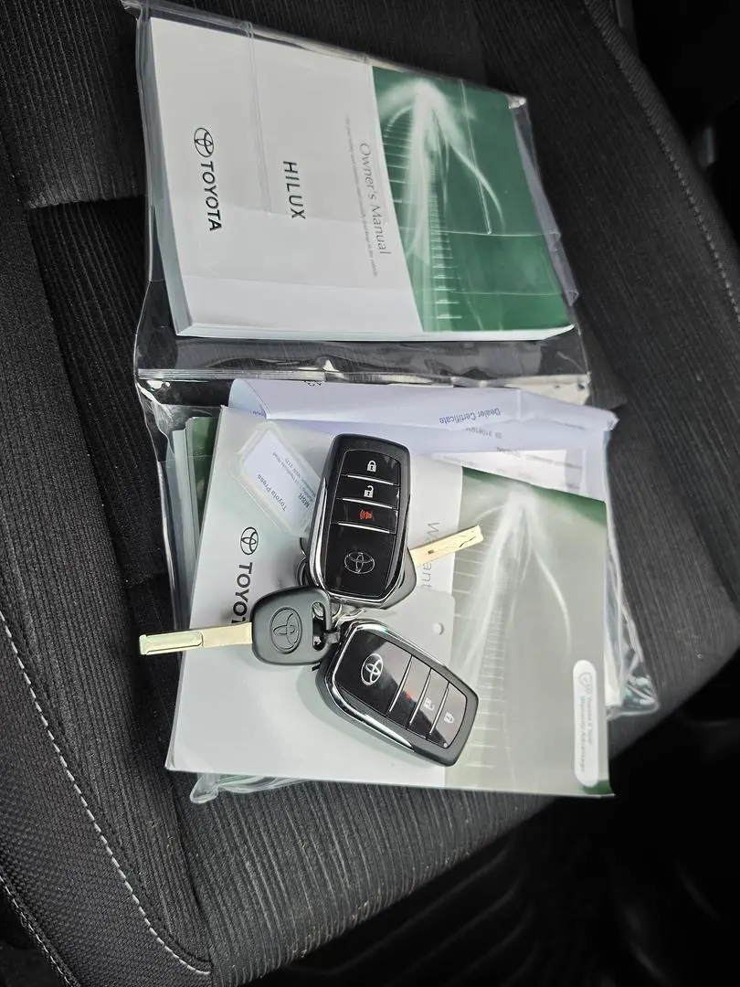 2025 Toyota Hilux Gallery Image 30