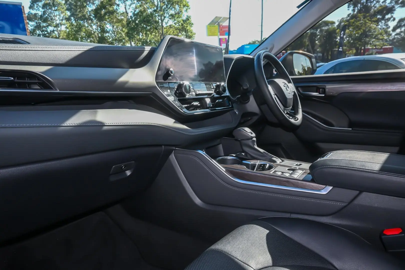 2025 Toyota Kluger Gallery Image 8