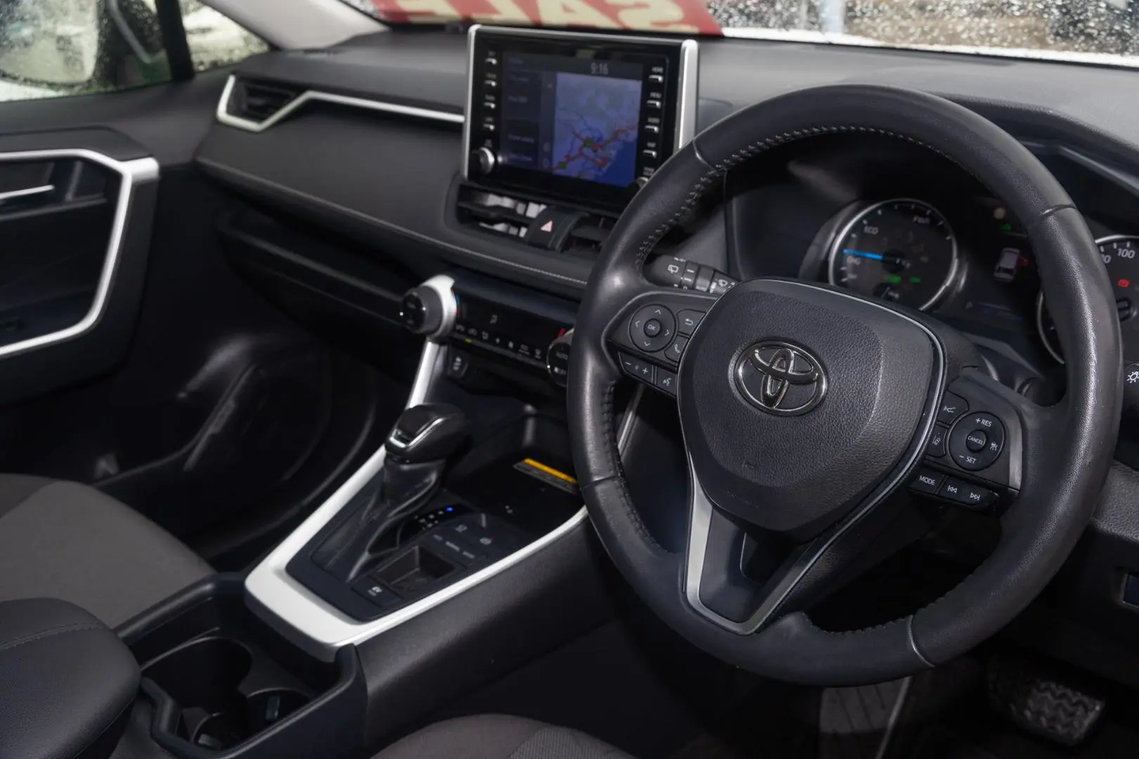 2021 Toyota RAV4 Gallery Image 7