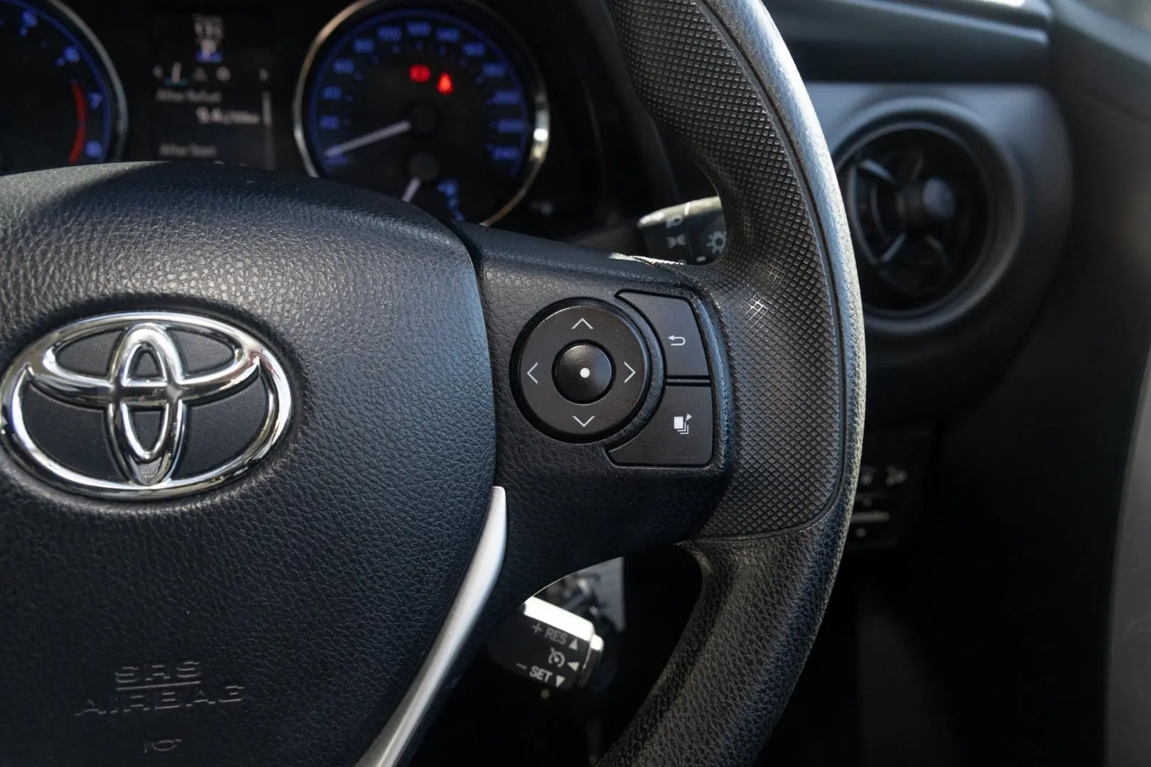 2019 Toyota Corolla Gallery Image 12