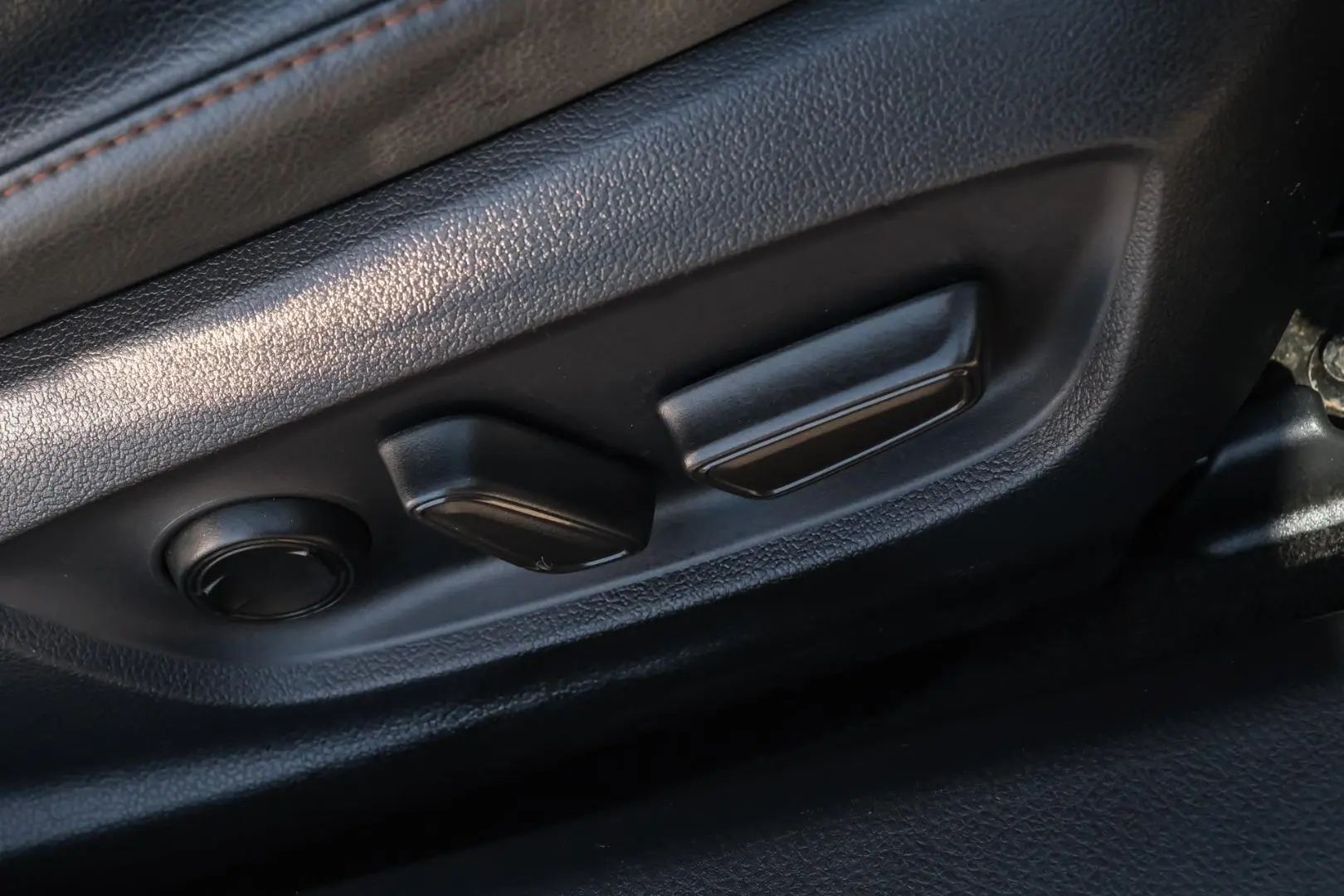 2018 Toyota Camry Gallery Image 17