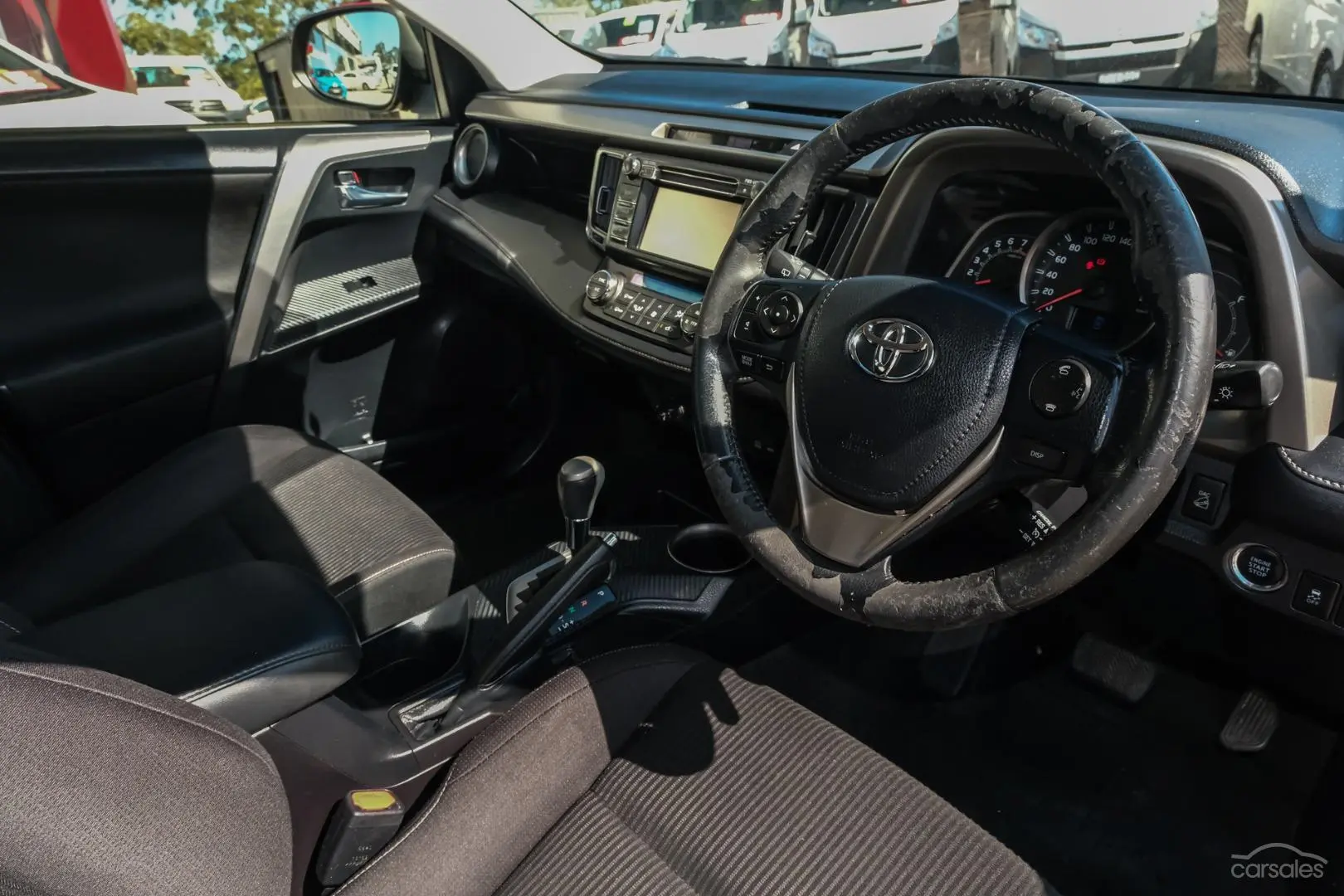 2015 Toyota RAV4 Image 7