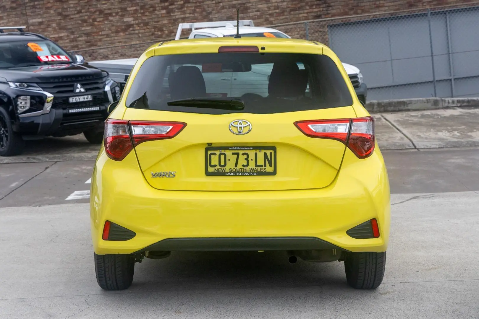 2017 Toyota Yaris Gallery Image 5