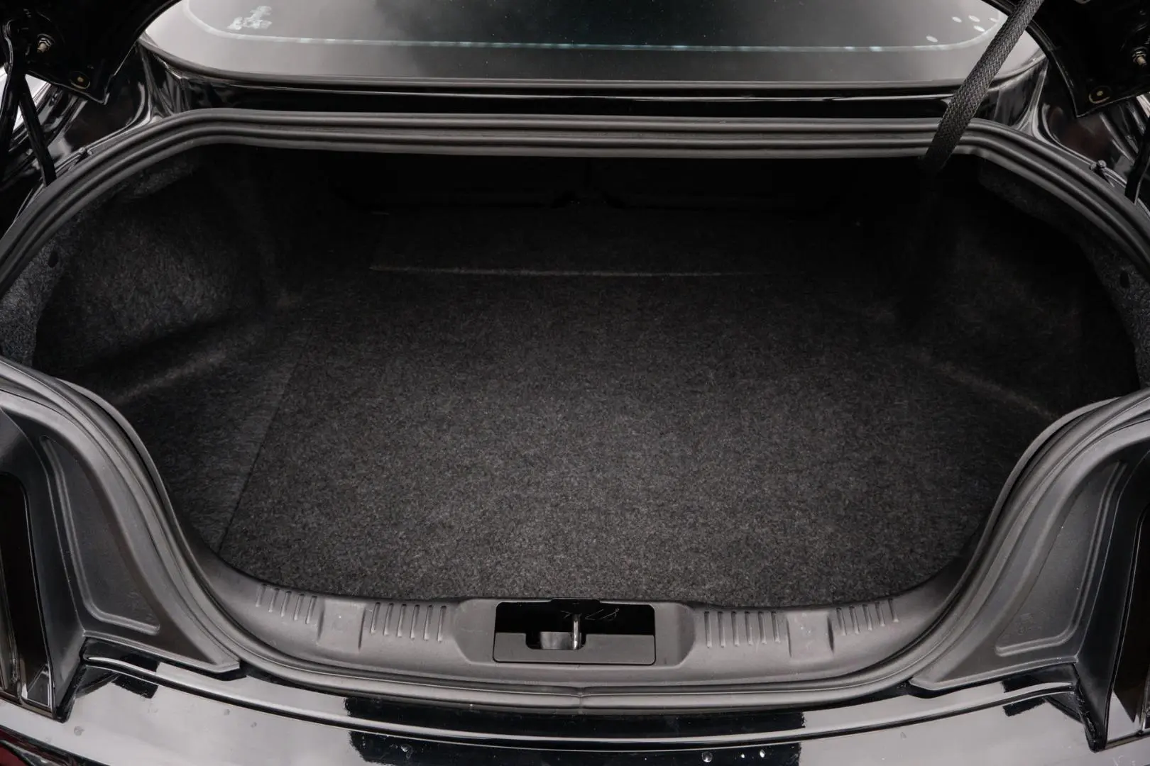 2017 Ford Mustang Gallery Image 18