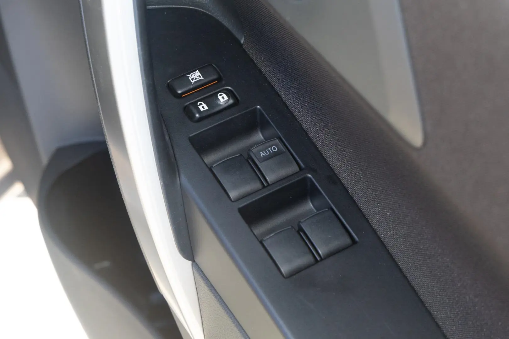 2014 Toyota Corolla Gallery Image 18