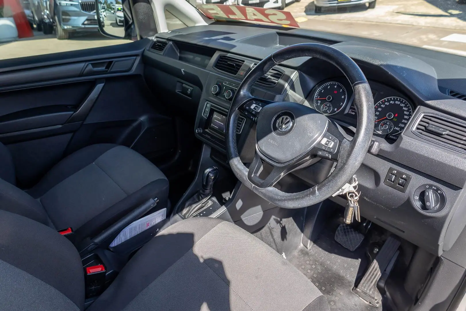 2020 Volkswagen Caddy Gallery Image 5