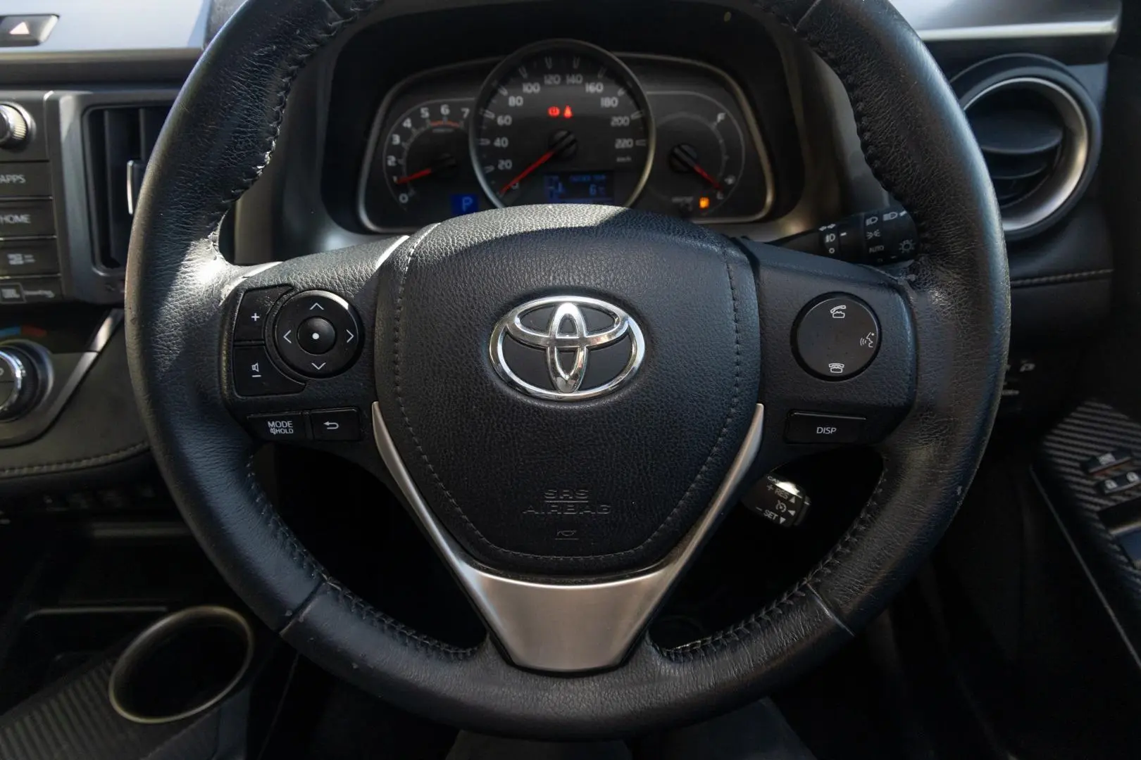 2014 Toyota RAV4 Gallery Image 10
