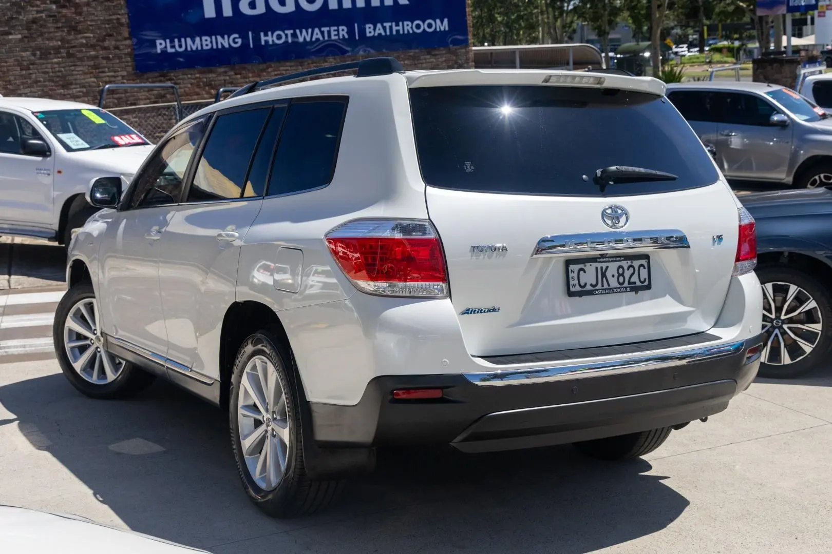 2012 Toyota Kluger Gallery Image 2